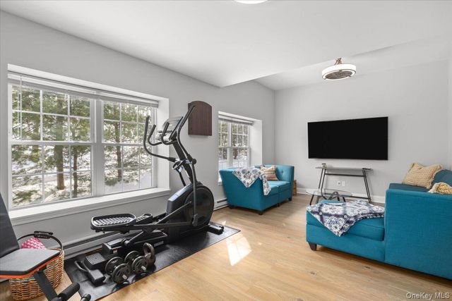 5 Robert Rinaldi Lane, Briarcliff Manor, NY 10510