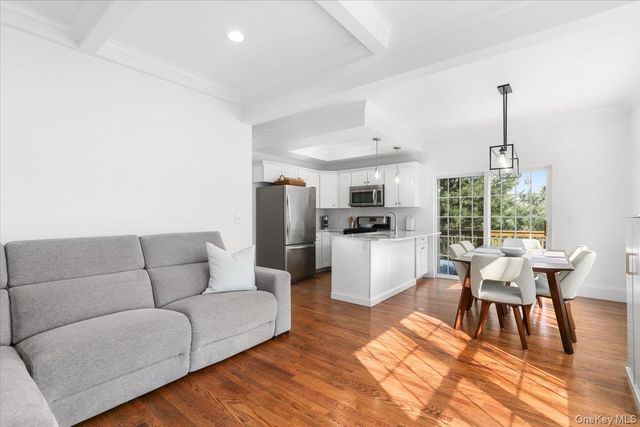 5 Robert Rinaldi Lane, Briarcliff Manor, NY 10510