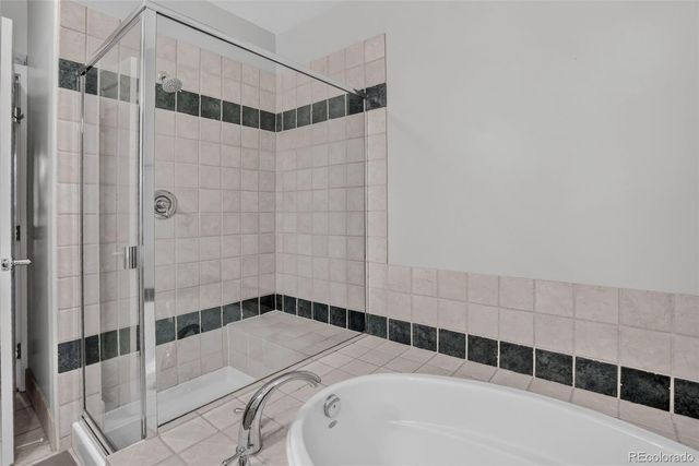 4875 S Monaco Street 309, Denver, CO 80237
