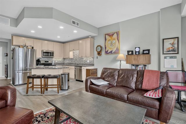 4875 S Monaco Street 309, Denver, CO 80237