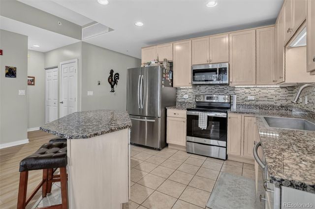 4875 S Monaco Street 309, Denver, CO 80237