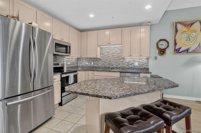 4875 S Monaco Street 309, Denver, CO 80237