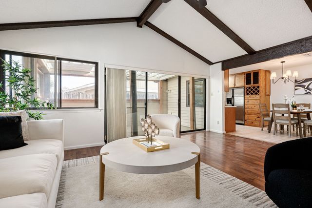 310 E Springdale Lane, Grand Prairie, TX 75052