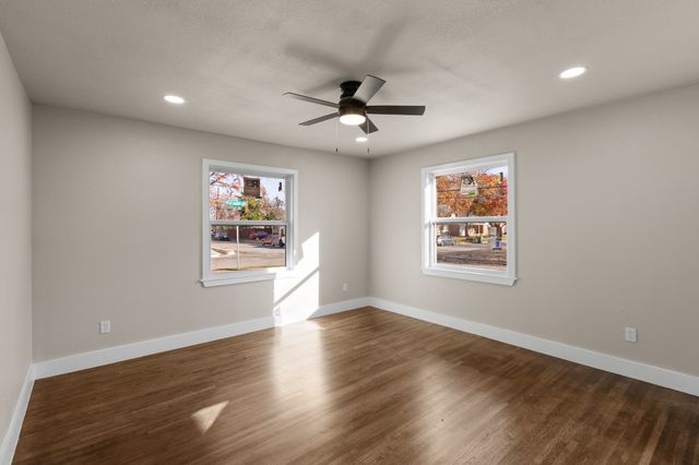 5601 Fursman Avenue, Fort Worth, TX 76114