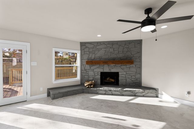 5601 Fursman Avenue, Fort Worth, TX 76114