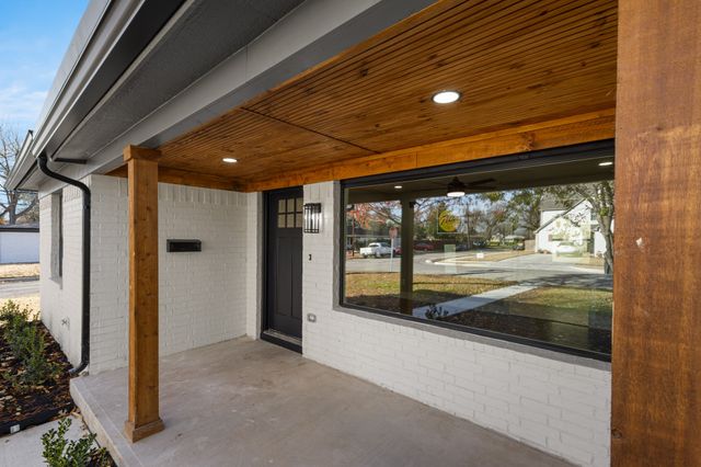 5601 Fursman Avenue, Fort Worth, TX 76114