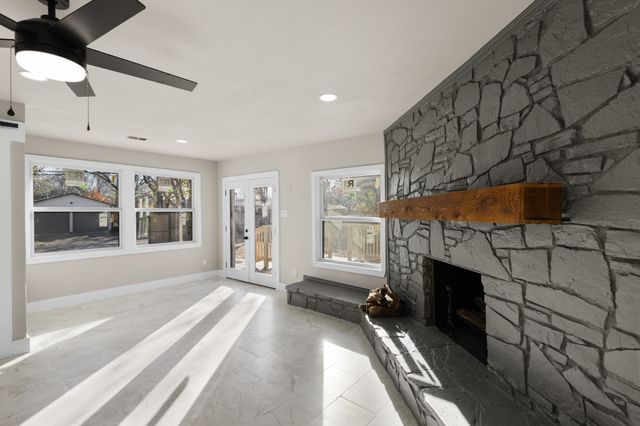 5601 Fursman Avenue, Fort Worth, TX 76114