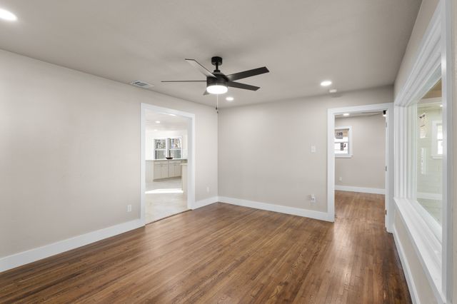 5601 Fursman Avenue, Fort Worth, TX 76114