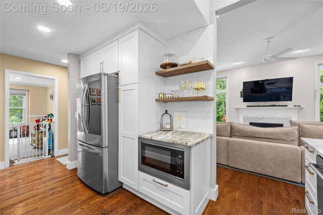 1781 Apple Ridge Court, Rochester Hills, MI 48306