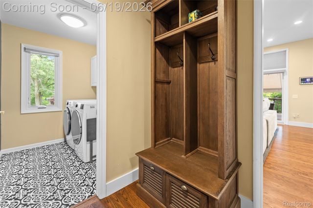 1781 Apple Ridge Court, Rochester Hills, MI 48306