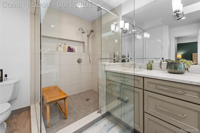 1781 Apple Ridge Court, Rochester Hills, MI 48306