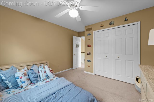 1781 Apple Ridge Court, Rochester Hills, MI 48306