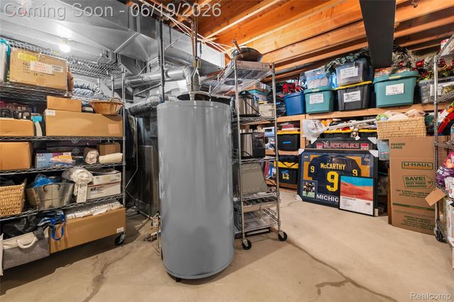 1781 Apple Ridge Court, Rochester Hills, MI 48306