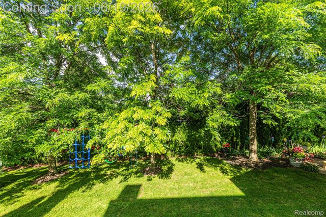 1781 Apple Ridge Court, Rochester Hills, MI 48306