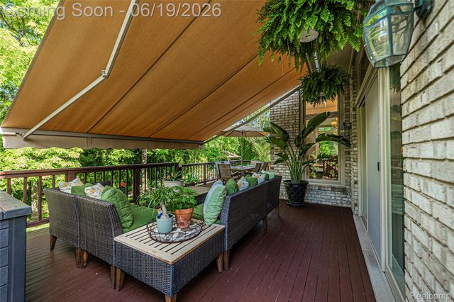 1781 Apple Ridge Court, Rochester Hills, MI 48306