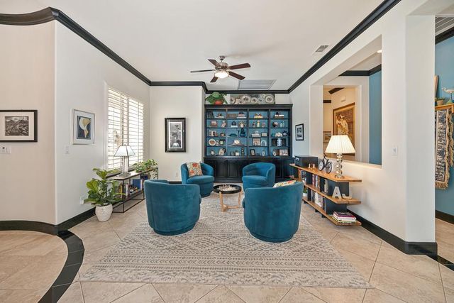 9 Calatabiano Pl, Sacramento, CA 95834