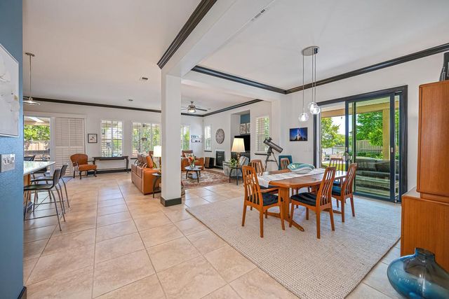 9 Calatabiano Pl, Sacramento, CA 95834