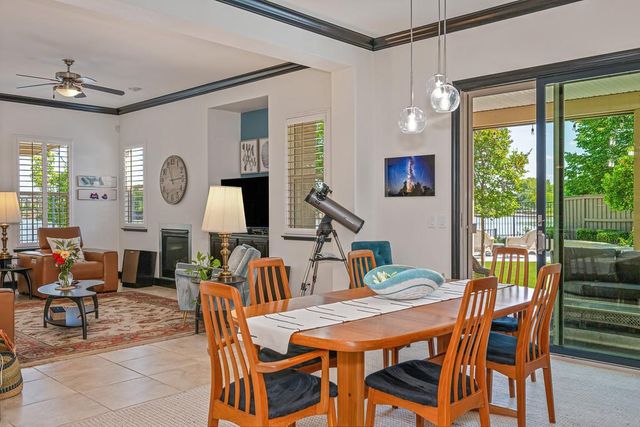 9 Calatabiano Pl, Sacramento, CA 95834