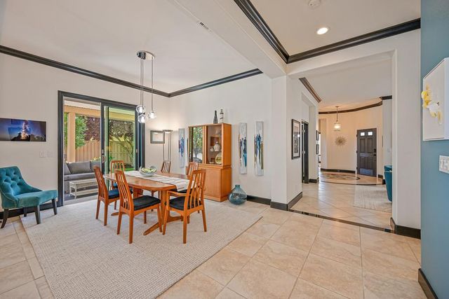 9 Calatabiano Pl, Sacramento, CA 95834
