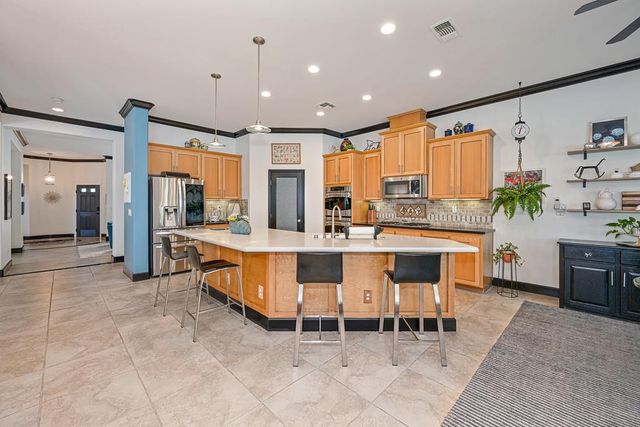 9 Calatabiano Pl, Sacramento, CA 95834