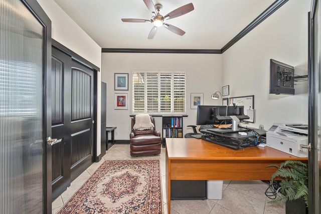 9 Calatabiano Pl, Sacramento, CA 95834