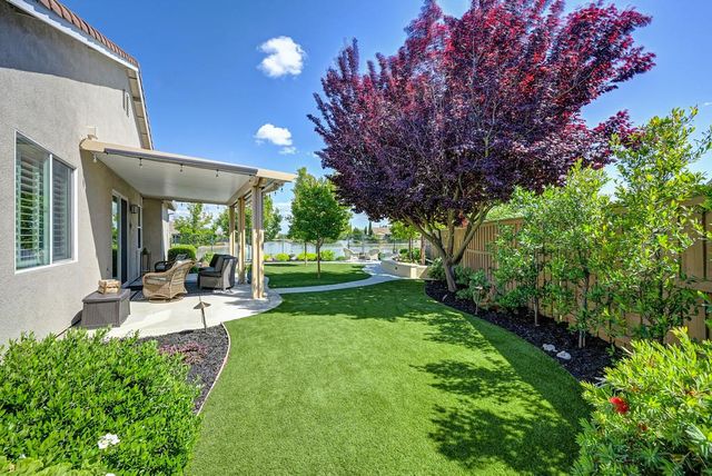 9 Calatabiano Pl, Sacramento, CA 95834