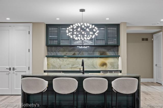 1295 Lakeside Drive, Birmingham, MI 48009