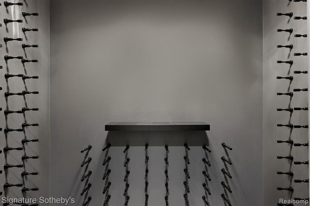 1295 Lakeside Drive, Birmingham, MI 48009