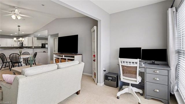 3710 Cotswold Avenue Z, Greensboro, NC 27410