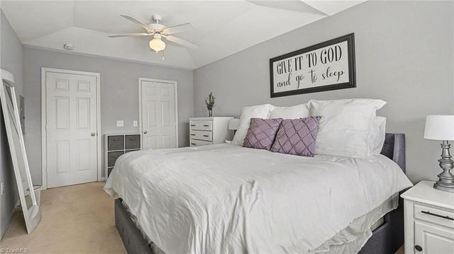 3710 Cotswold Avenue Z, Greensboro, NC 27410