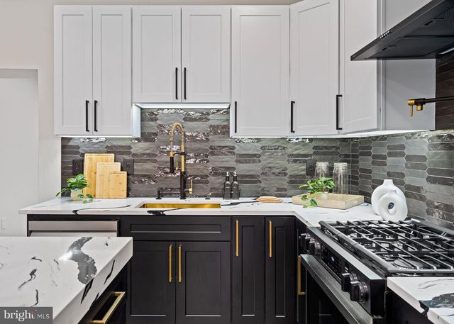 1541 N 28TH ST, Philadelphia, PA 19121