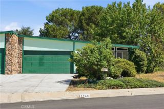 1740 Westfield Road, Paso Robles, CA 93446