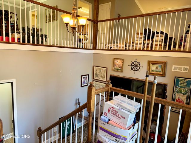 190 Van Stowe Rd, Harriman, TN 37748