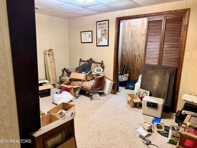 190 Van Stowe Rd, Harriman, TN 37748