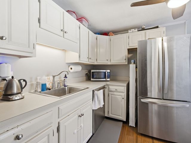 68 Preston St 6D, Wakefield, MA 01880