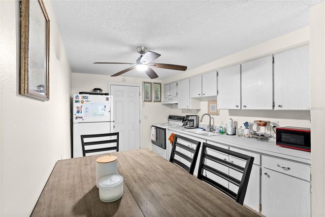 8040 47TH AVENUE N, St Petersburg, FL 33709