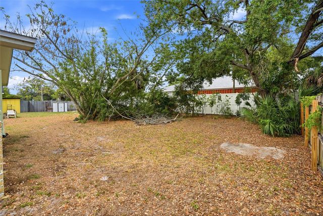 8040 47TH AVENUE N, St Petersburg, FL 33709