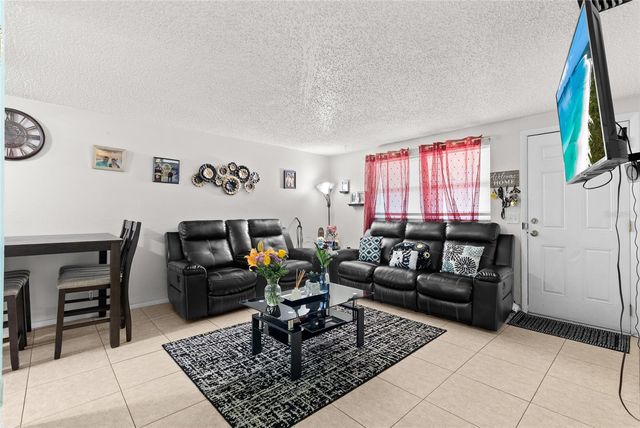 8040 47TH AVENUE N, St Petersburg, FL 33709
