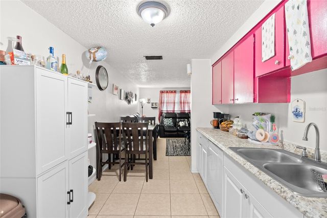 8040 47TH AVENUE N, St Petersburg, FL 33709