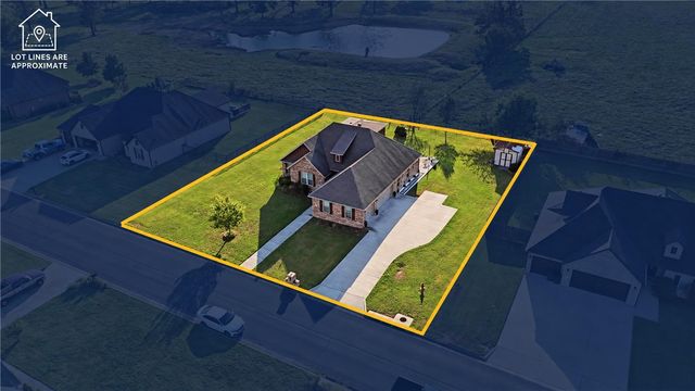 18397 Astor Drive, Fayetteville, AR 72704