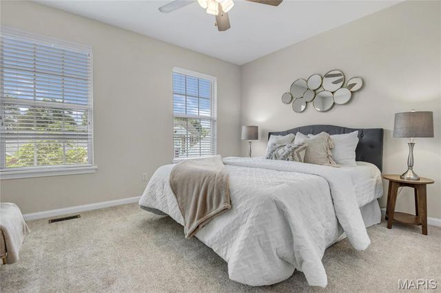 731 Castle Pines Drive, Ballwin, MO 63021