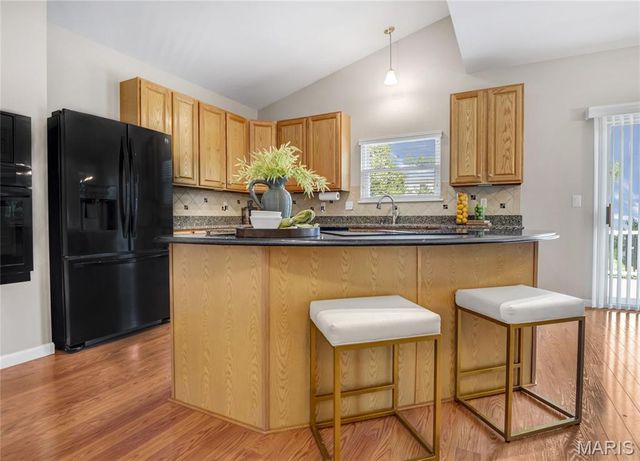 731 Castle Pines Drive, Ballwin, MO 63021