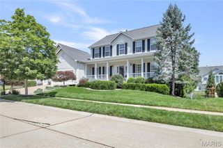 731 Castle Pines Drive, Ballwin, MO 63021