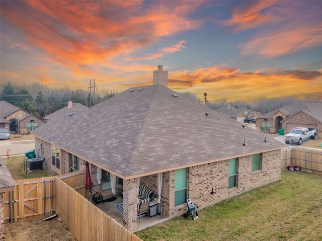 531 Sydney Street, Wilmer, TX 75172