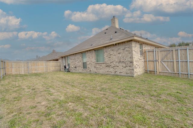 531 Sydney Street, Wilmer, TX 75172