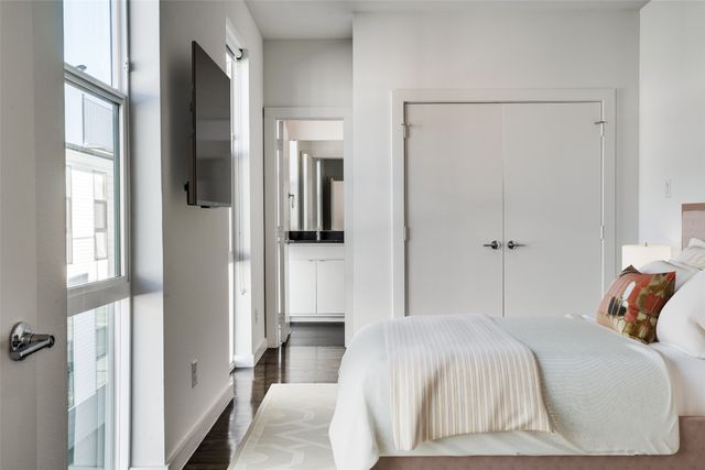 4901 Live Oak Street A, Dallas, TX 75206