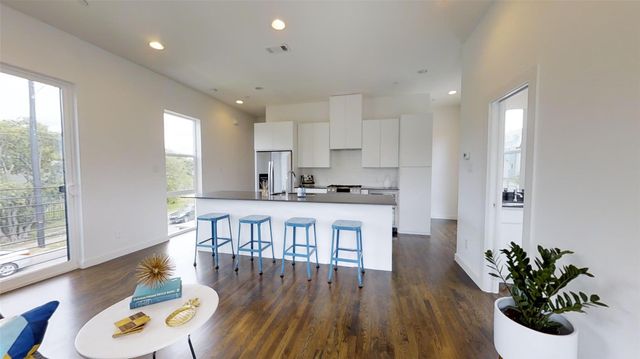 4901 Live Oak Street A, Dallas, TX 75206