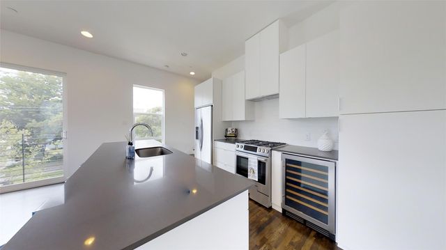 4901 Live Oak Street A, Dallas, TX 75206