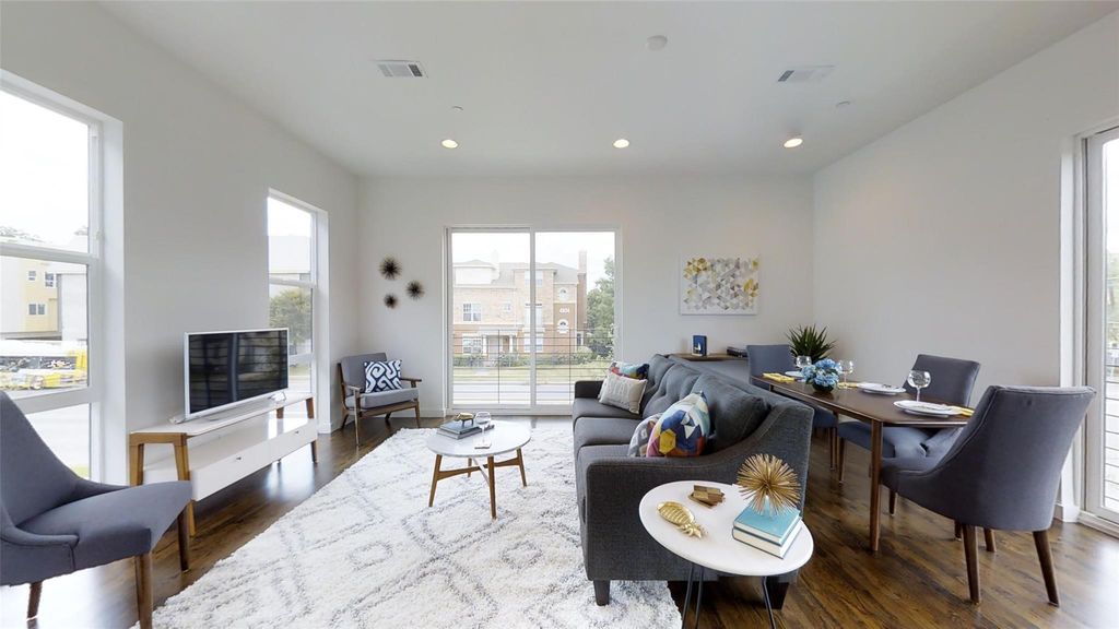 4901 Live Oak Street A, Dallas, TX 75206