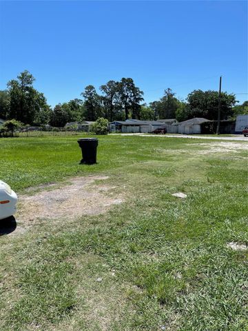 8100 Homestead Road, Houston, TX 77028